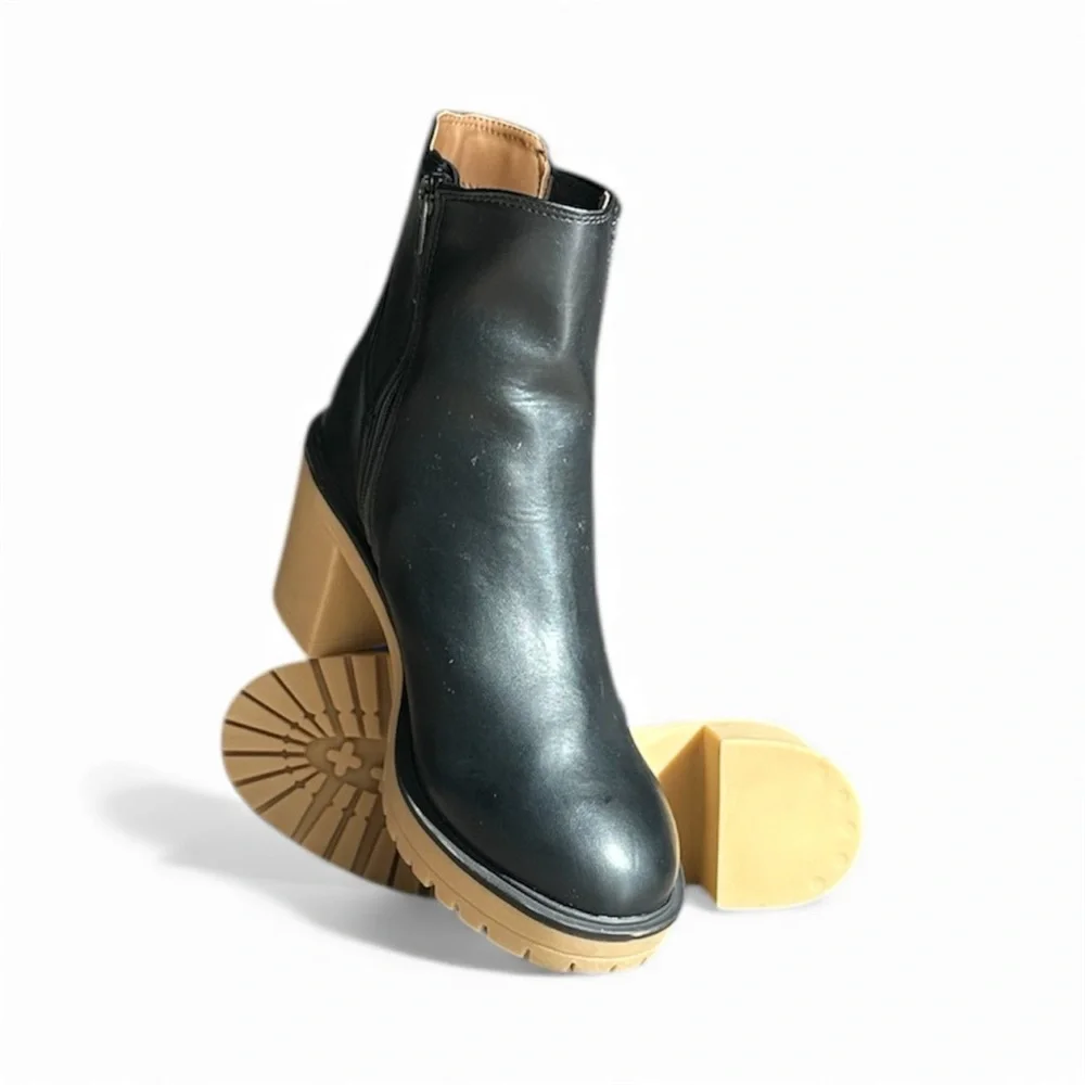Black Lug Sole Combat Ankle Boots Chunky Block Heel 8 NWT